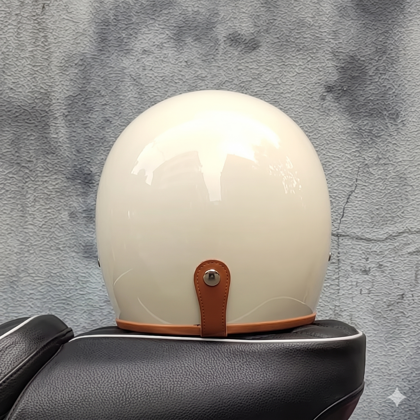 Retro Helmet – Cream